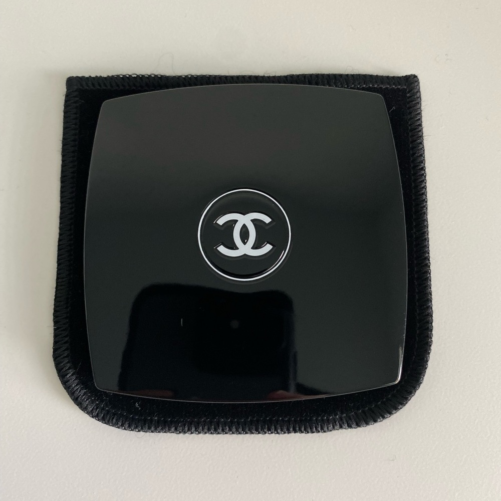 CHANEL Mirror